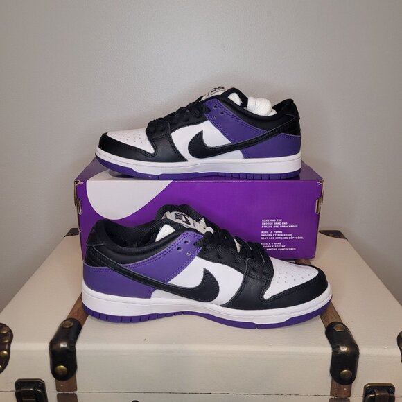 NIB Nike SB Dunk Low Pro Purple Black White Sneakers Shoes Men